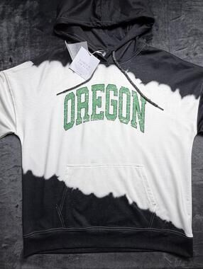 NWT Gameday Couture Oregon Ducks Dip-Dye Pullover Hoodie Womens Size Large